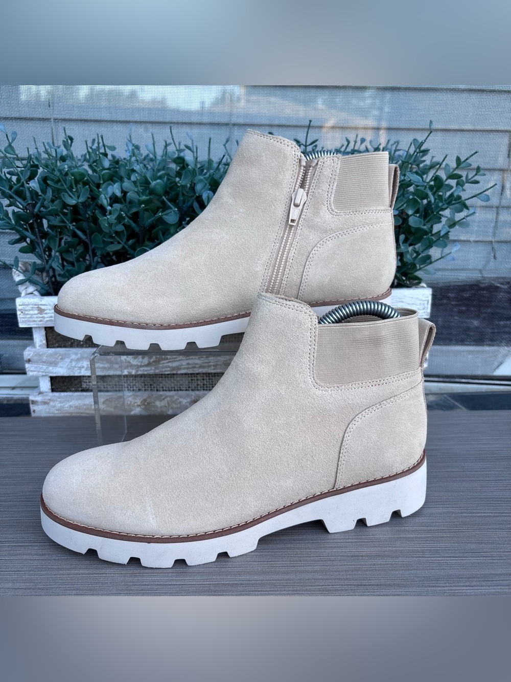 Vionic Brionie Suede Water-Repellent Chelsea Boots